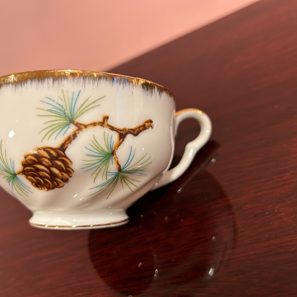Vintage Norcrest Pine Cone Porcelain China Set Plates & Cups Japan 1950s - Picture 7 of 9